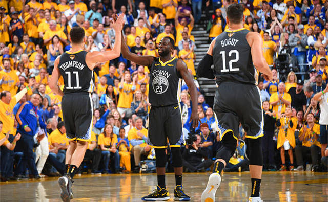 手替补控卫 手替补控卫